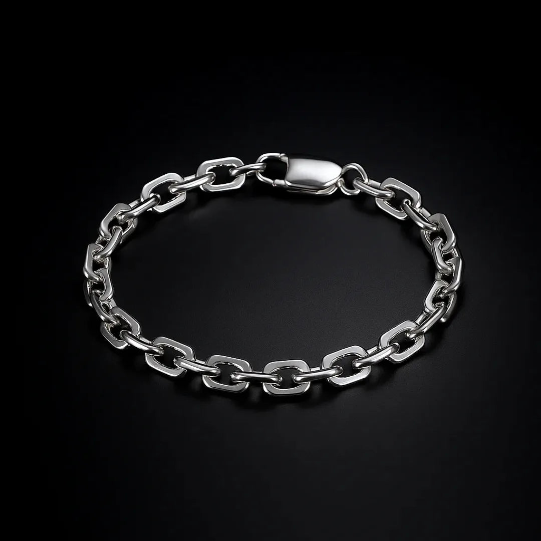Vanguard Link Bracelet – Strength in Simplicity